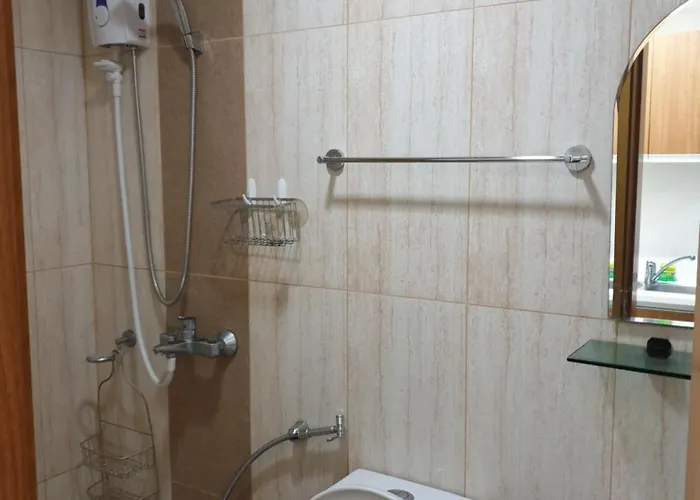 Guest house 8 Adriatico Condotel Unit Facing Bay
